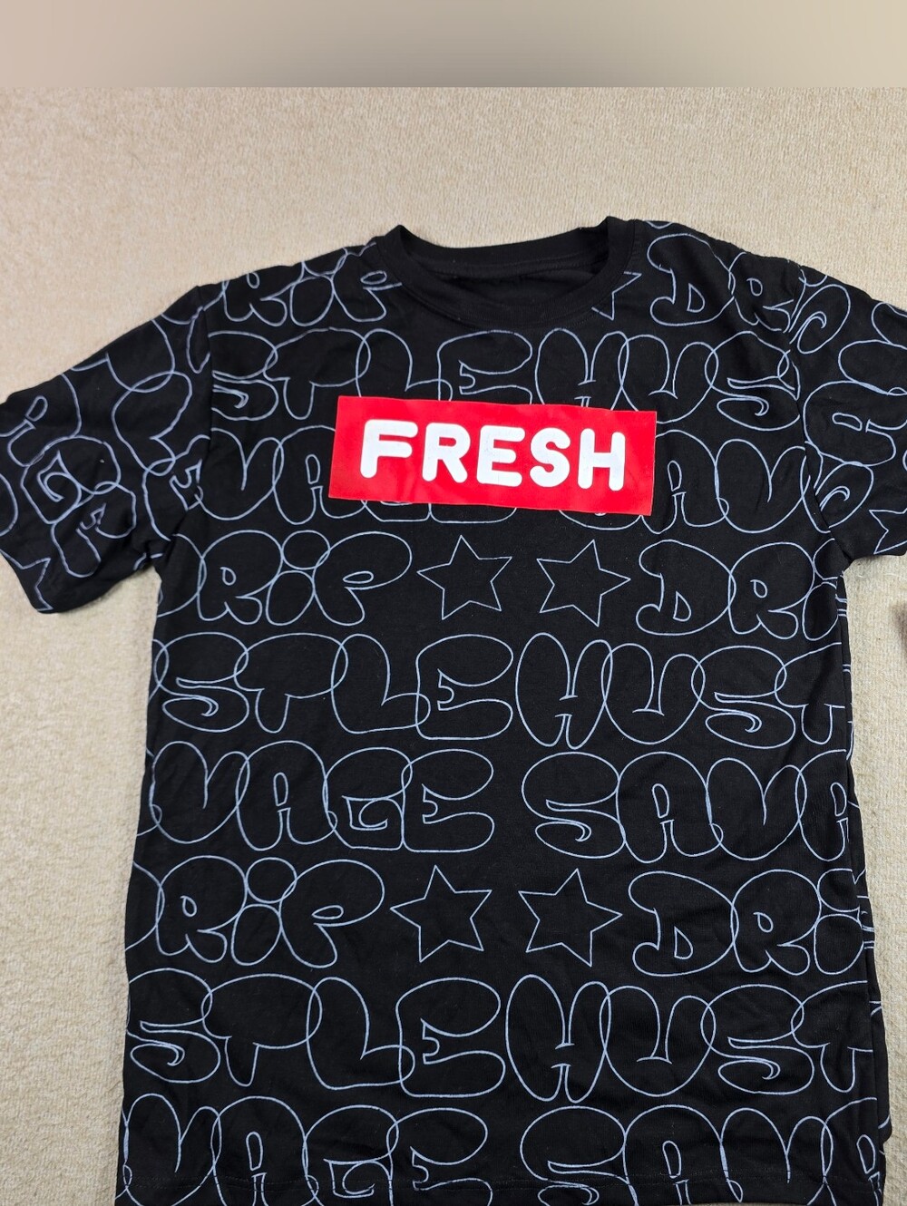 Bailey Apparel Fresh Graphic T Shirt Mens Medium Black Red NWT